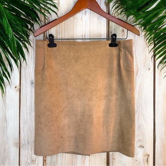 BCBGMAXAZRIA Jaylyn Faux Suede Pencil Skirt - Size M - Mocha / Corpcore - Picture 1 of 9